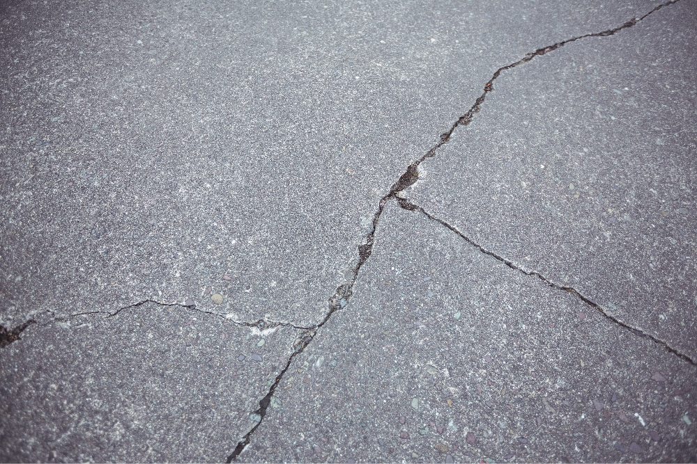 CrackedConcrete_edited.png